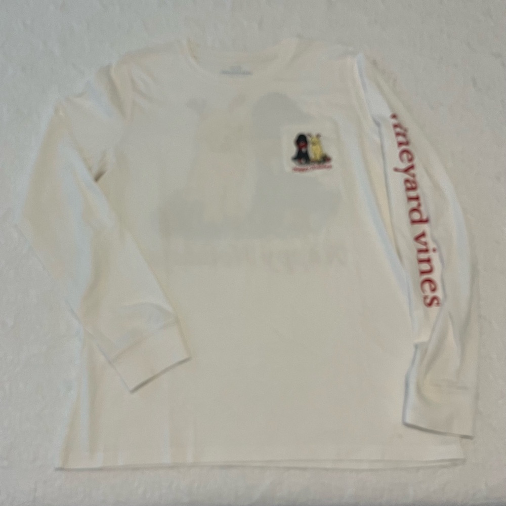 Vineyard Vines Women’s White Long Sleeve Holiday Theme Tee